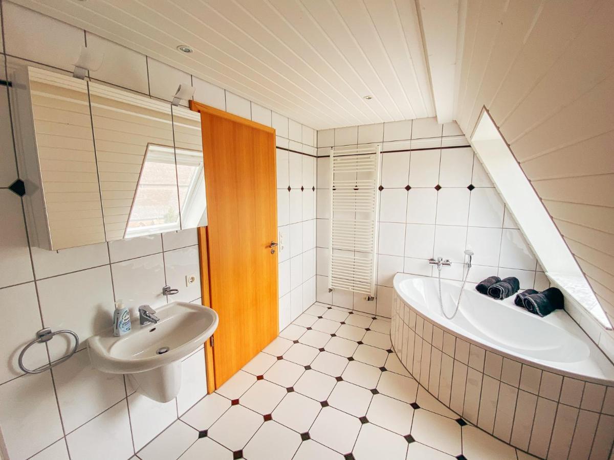 Rheinloft 3 - Grosse Giebelwohnung Mit Dachterrassen An Der Rheinpromenade Эммерих Экстерьер фото