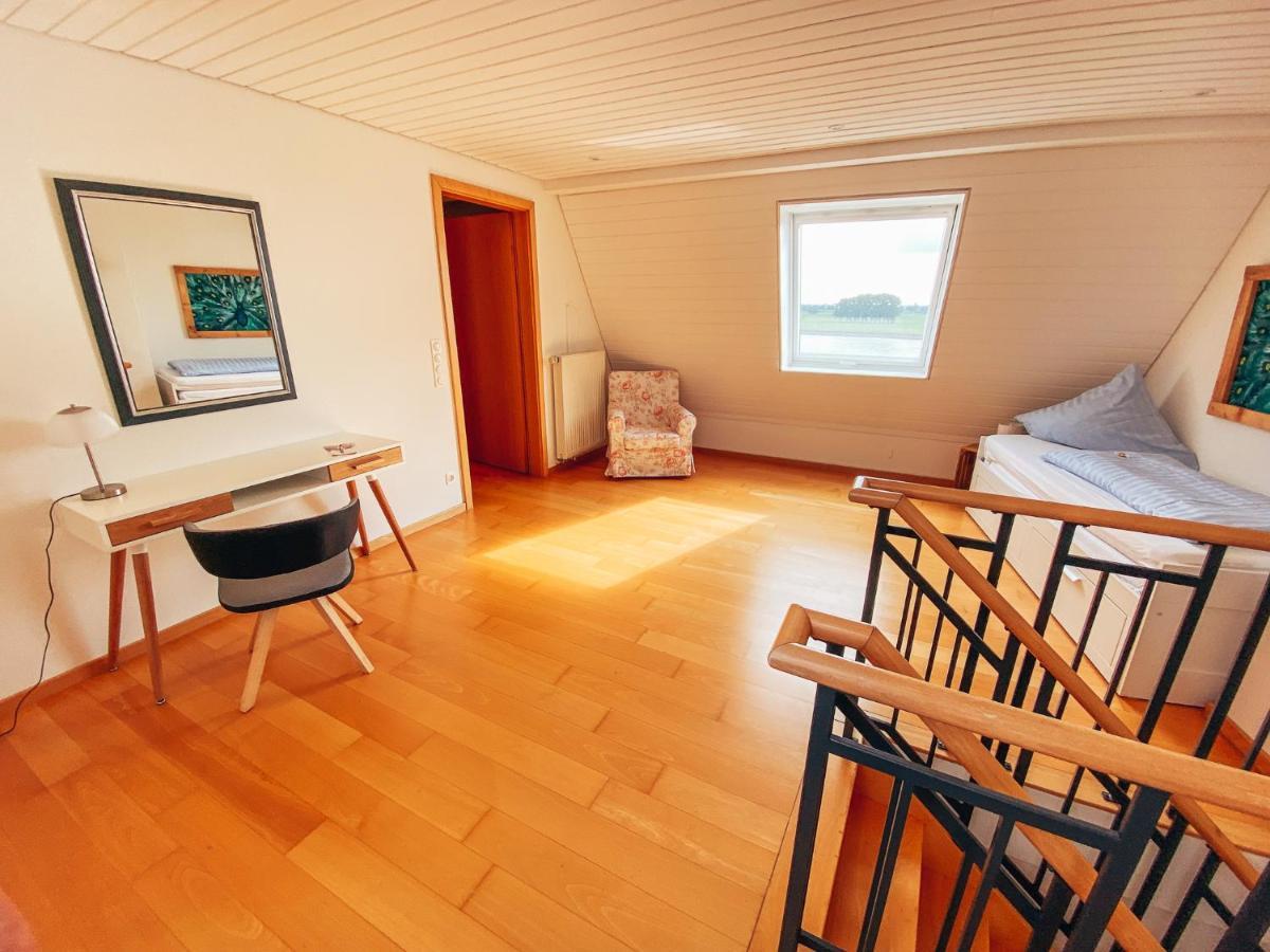 Rheinloft 3 - Grosse Giebelwohnung Mit Dachterrassen An Der Rheinpromenade Эммерих Экстерьер фото
